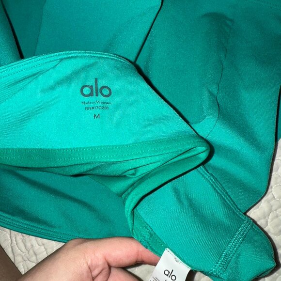 Alo Yoga Airlift Skirt - Picture 2 of 2